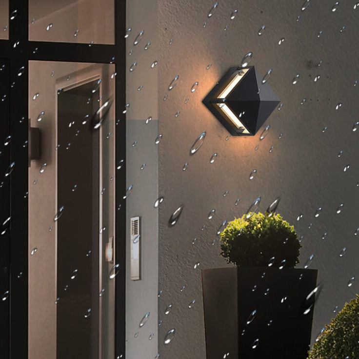 Lampe Solaire d'Extérieur LED - Résistante aux Intempéries et Économique