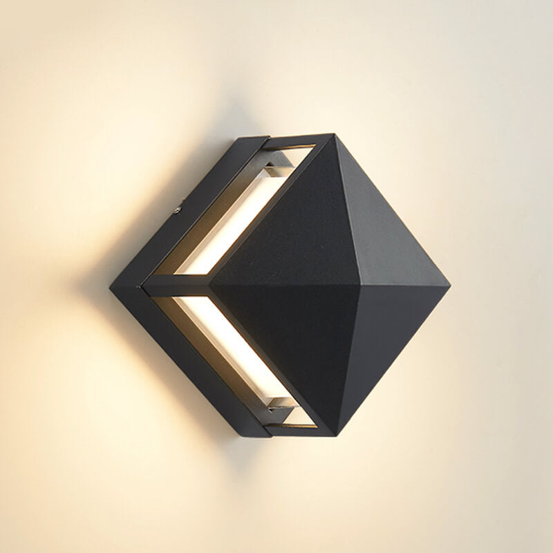 Lampe Solaire d'Extérieur LED - Résistante aux Intempéries et Économique