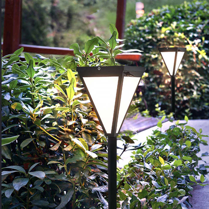 Lampe d'Extérieur Solaire LED - Design Élégant et Résistant aux Intempéries