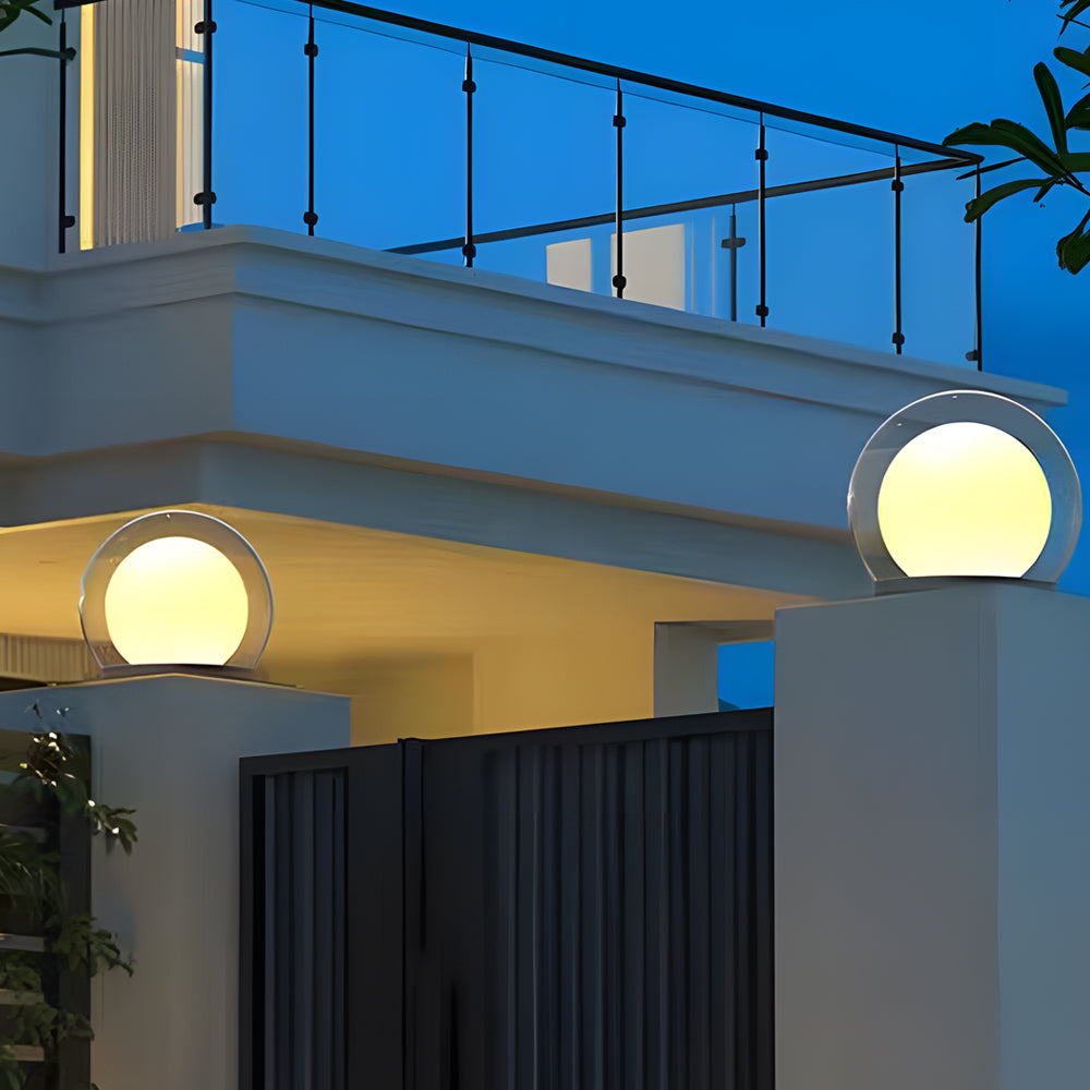 Lampe Solaire Moderne pour Extérieur - Design Résistant aux Intempéries et Élégant