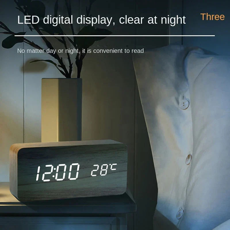 Réveil LED en Bois Intelligent - Alarme Vocale et Luminosité Ajustable