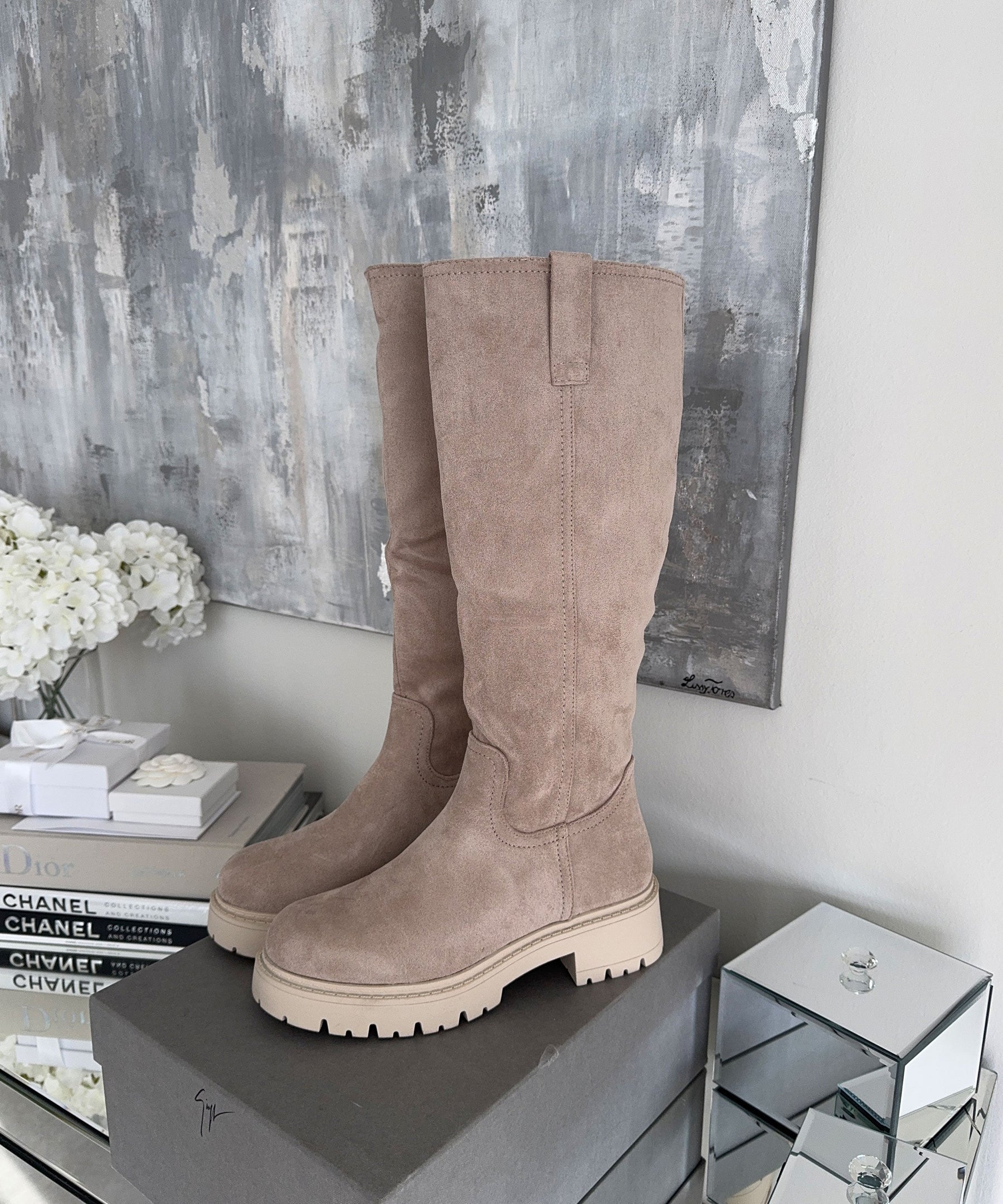 Bottes Beige Confortables avec Intérieur Doublé - Élégantes et Pratiques pour un Port Quotidien