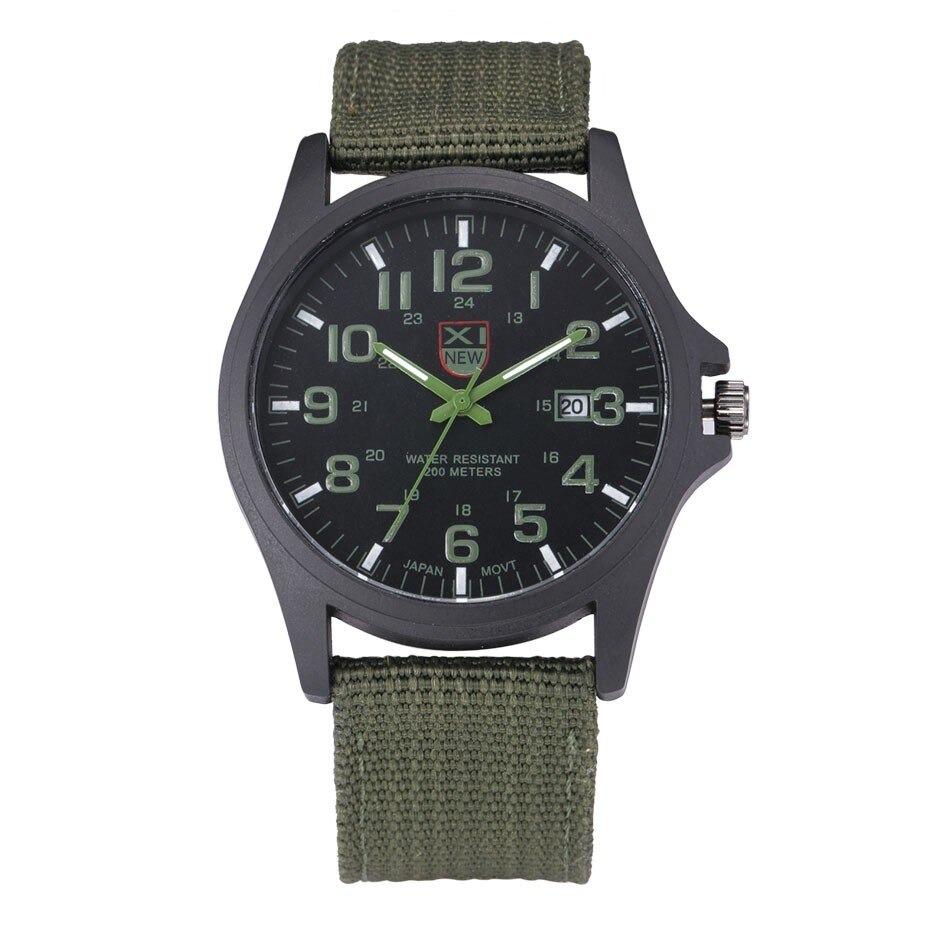 Montre Militaire Résistante à l'Eau - Cadran Éclairé et Chronomètre Multifonction
