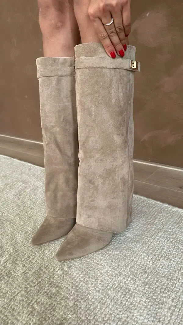 Bottes Montantes Élégantes pour Femmes - Cuir ou Suède, Confort et Style