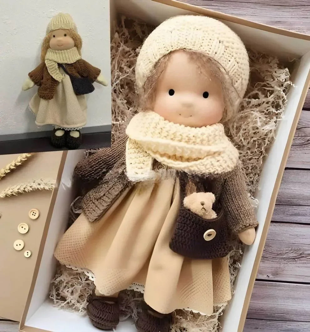 Poupée Waldorf en Peluche 30 cm - Douceur Apaisante et Cadeau Idéal