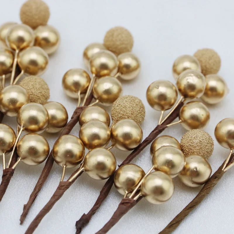 Baies Yangmei de Luxe pour Décoration - Ensemble Élégant de 10 Baies Dorées