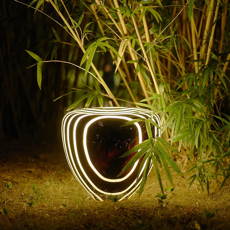 Lumière Solaire de Jardin - Design en Pierre et Résistante aux Intempéries