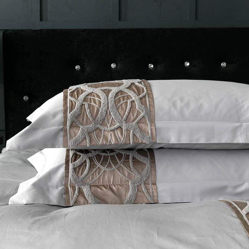 Housse de Couette Grise en Coton - Design Élégant avec Motif Chaîne