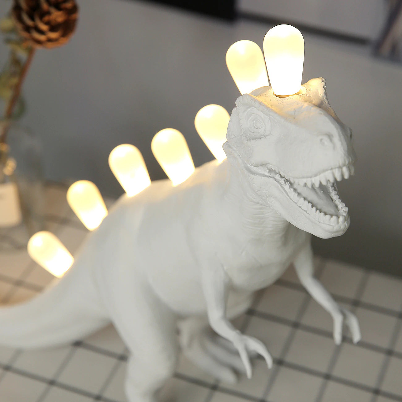 Lampe de Table Créative Tyrannosaurus - Design Unique avec Éclairage Surprenant