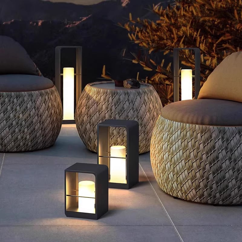 Lampes Solaires de Jardin Modernes - Éclairage Écologique et Élégant