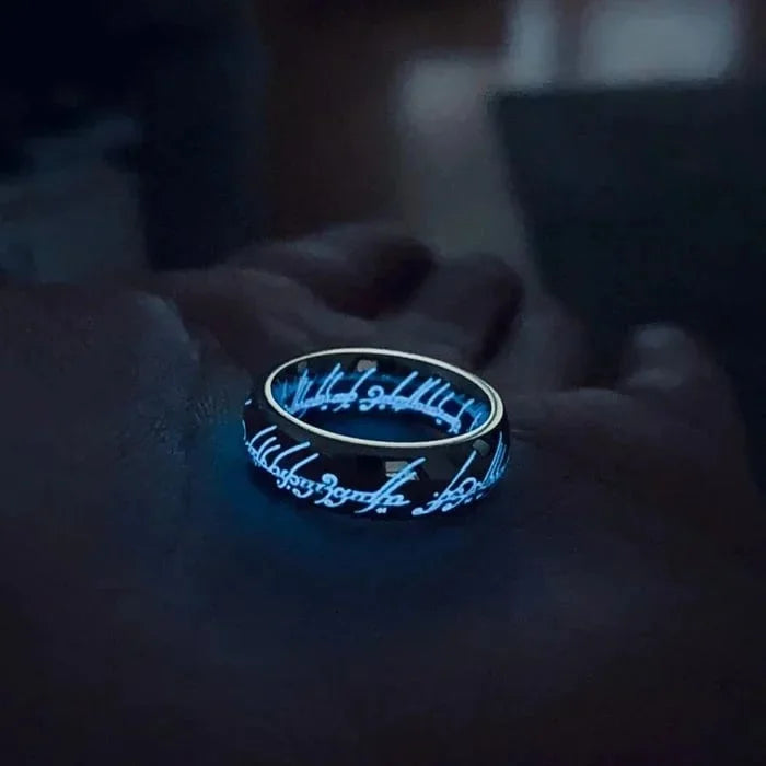 Bague Lumineuse en Pierre Radiante - Éclat Hypoallergénique et Design Magique