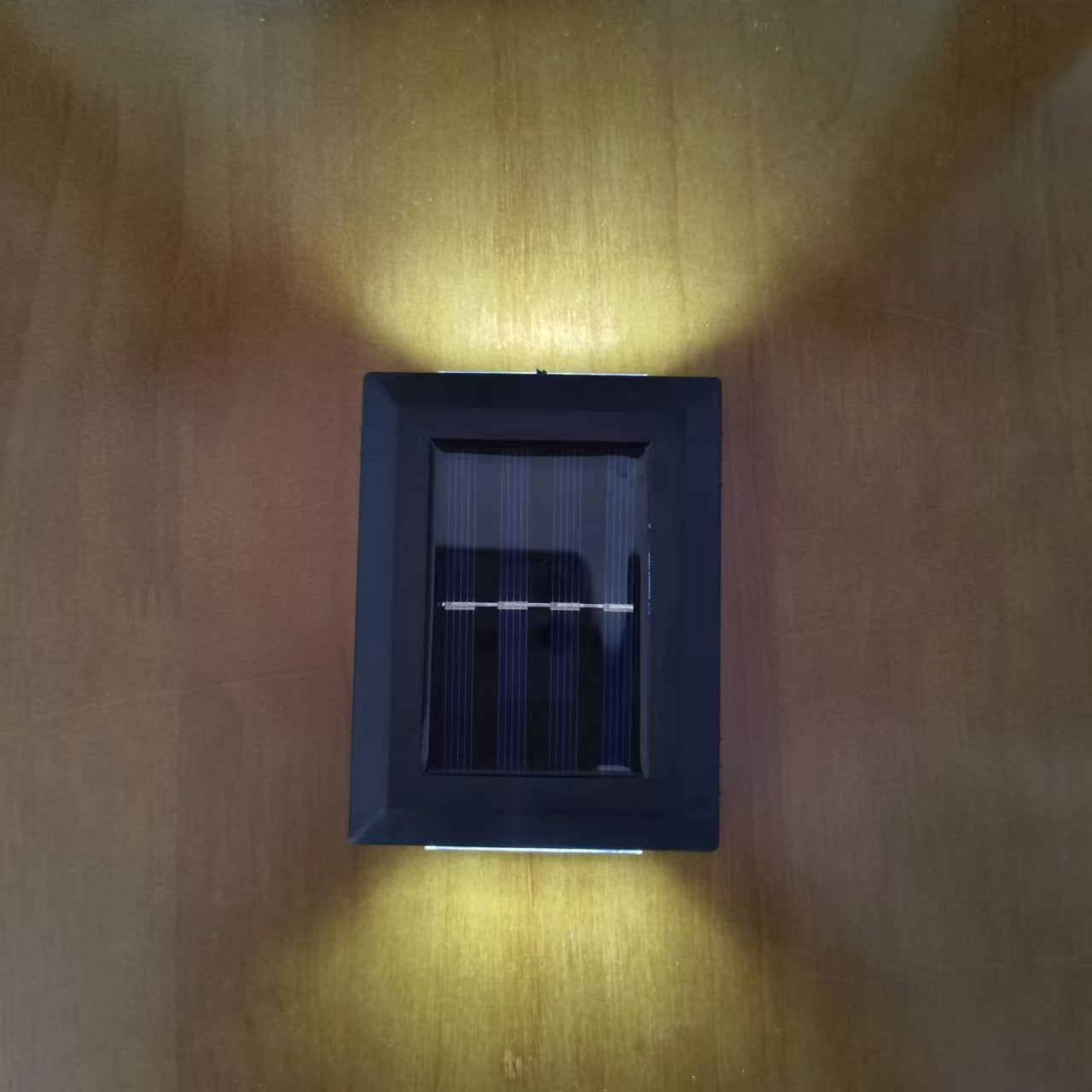 Lampes Murales Solaires LED - Éclairage Automatique et Écologique
