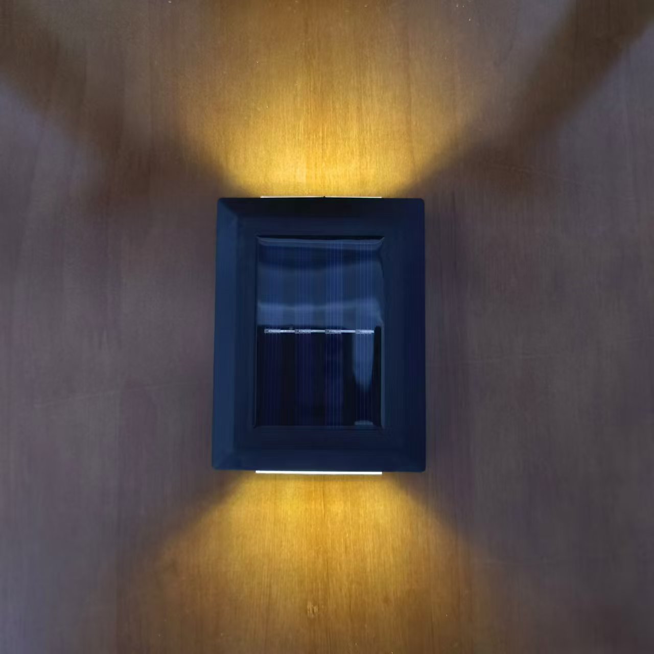 Lampes Murales Solaires LED - Éclairage Automatique et Écologique