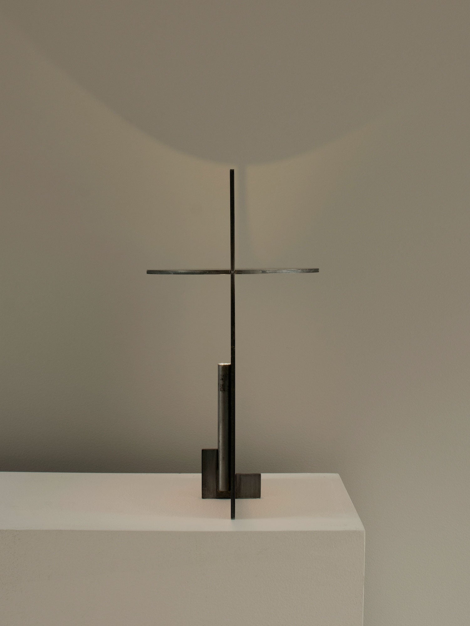 Lampe de Table Minimaliste LED - Design Élégant et Économe en Énergie