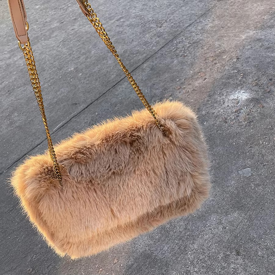Sac à Dos en Peluche pour Femmes - Fini Doux et Haute Capacité