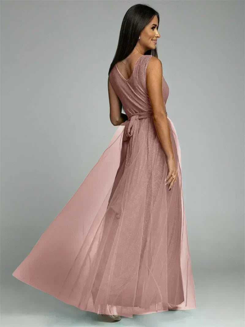 Robe Maxi Élégante avec Panneau en Maille - Confort et Glamour pour Toutes Occasions