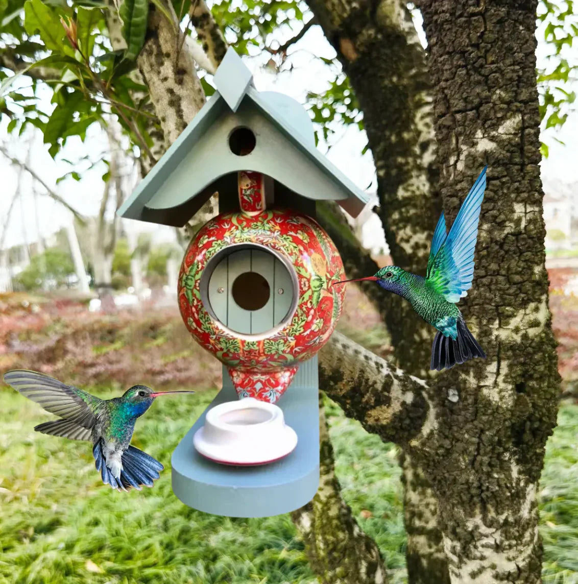 Nichoir en Théière Coloré - Confort et Sécurité pour les Oiseaux