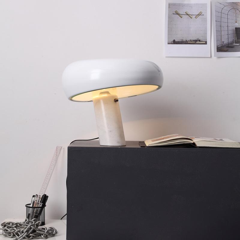 Lampe de Table en Marbre - Élégance et Ambiance Chaleureuse