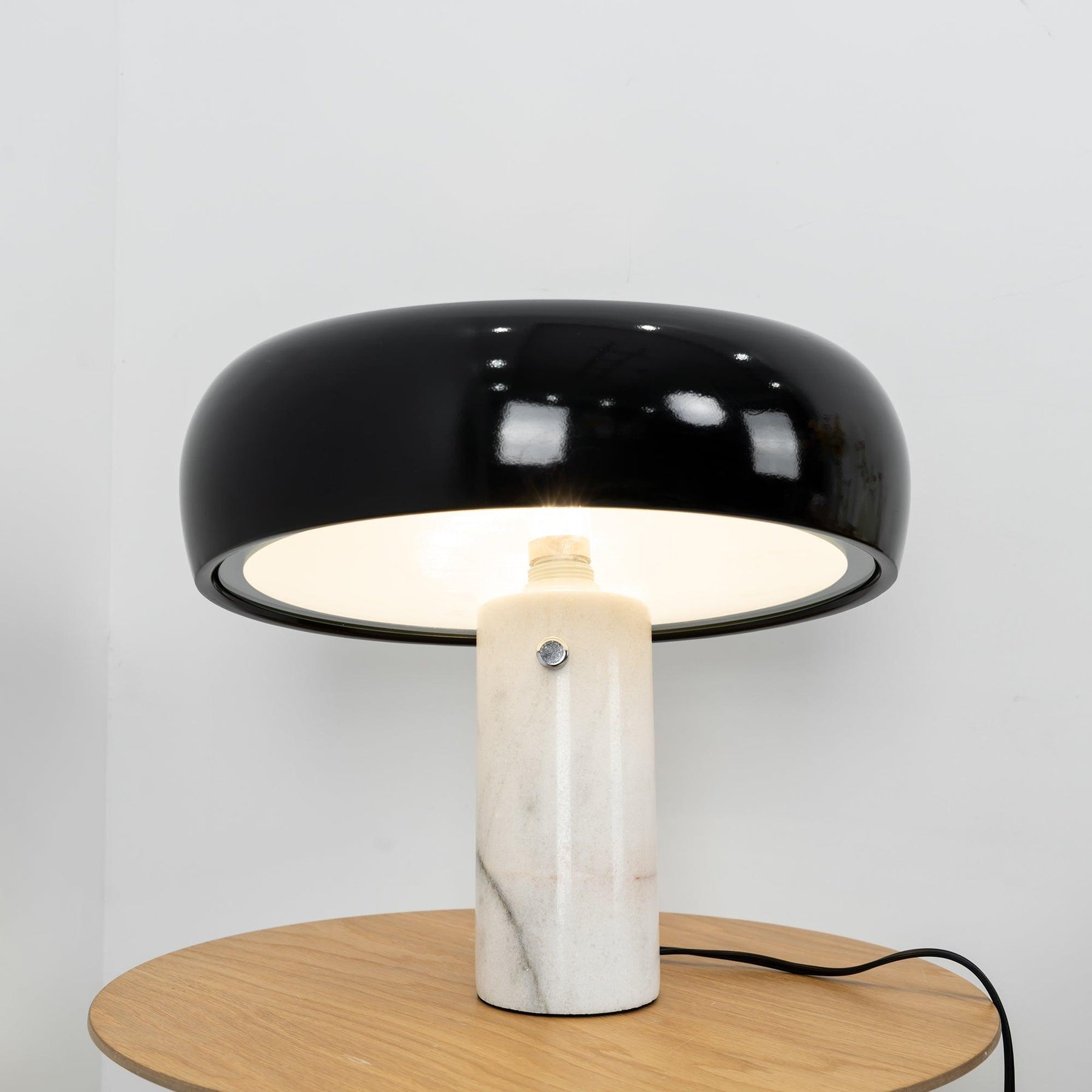 Lampe de Table en Marbre - Élégance et Ambiance Chaleureuse
