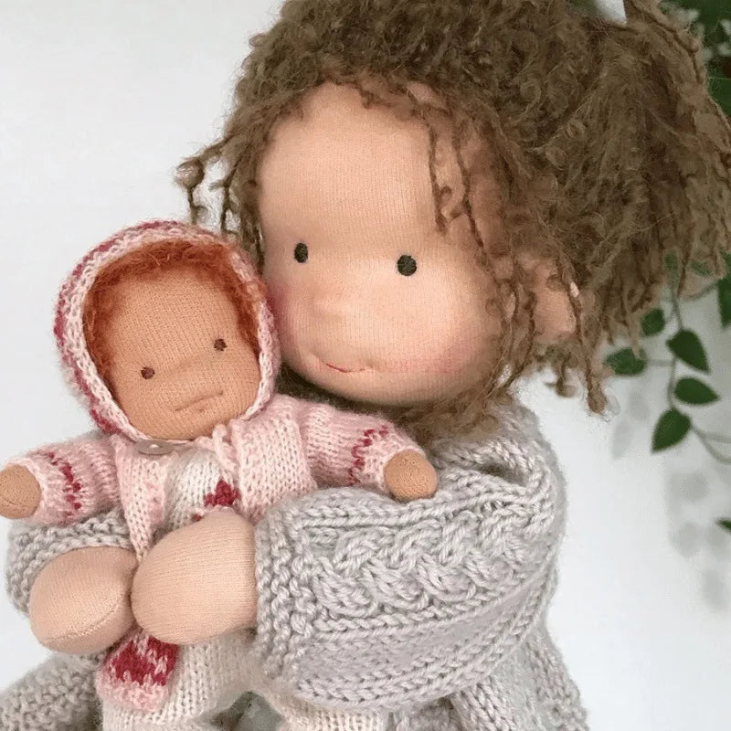 Poupée en Peluche Waldorf - Douceur Kawaii et Cadeau Prêt à Offrir