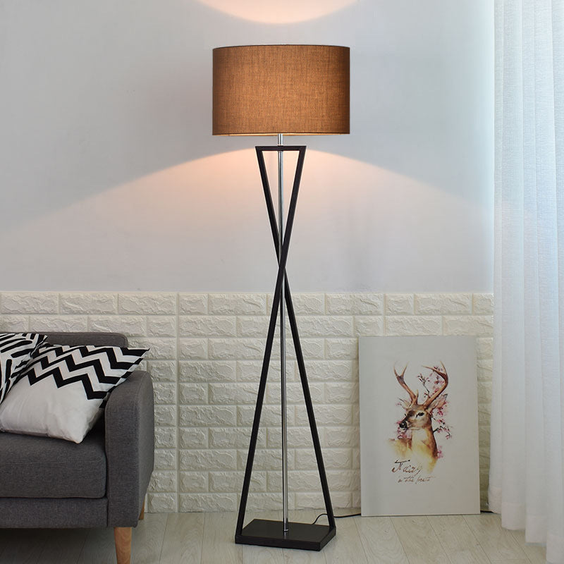 Lampe sur Pied Élégante - Style Contemporain et Atmosphère Chaleureuse