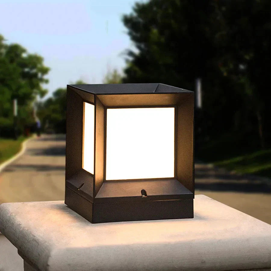 Lampe d'Extérieur Élégante - Éclairage LED Résistant aux Intempéries