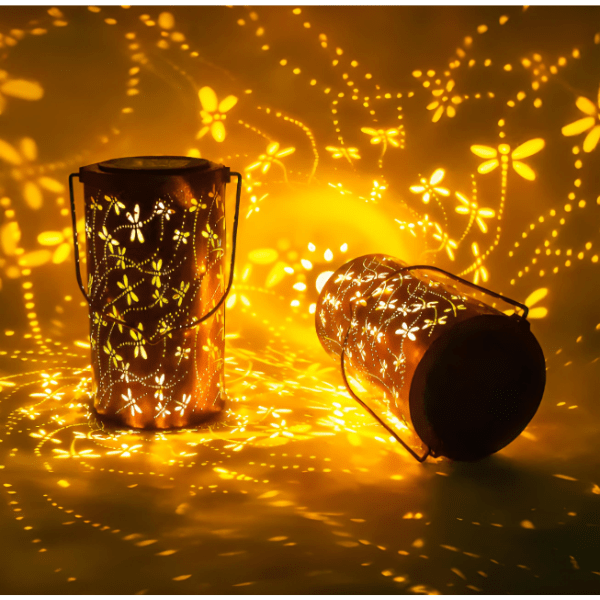 Lanterne Solaire Libellule pour Jardin - Éclairage Magique et Atmosphérique