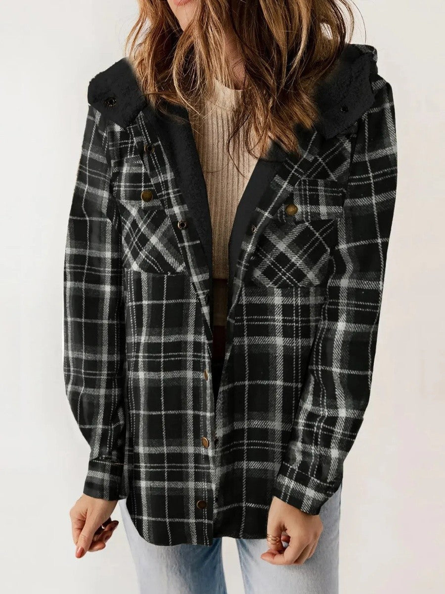 Veste à Carreaux Doublée en Polaire - Confortable et Élégante avec Capuche