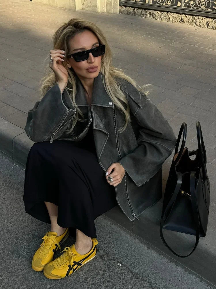 Veste en Suède Grise pour Femmes - Confort et Style pour l'Automne