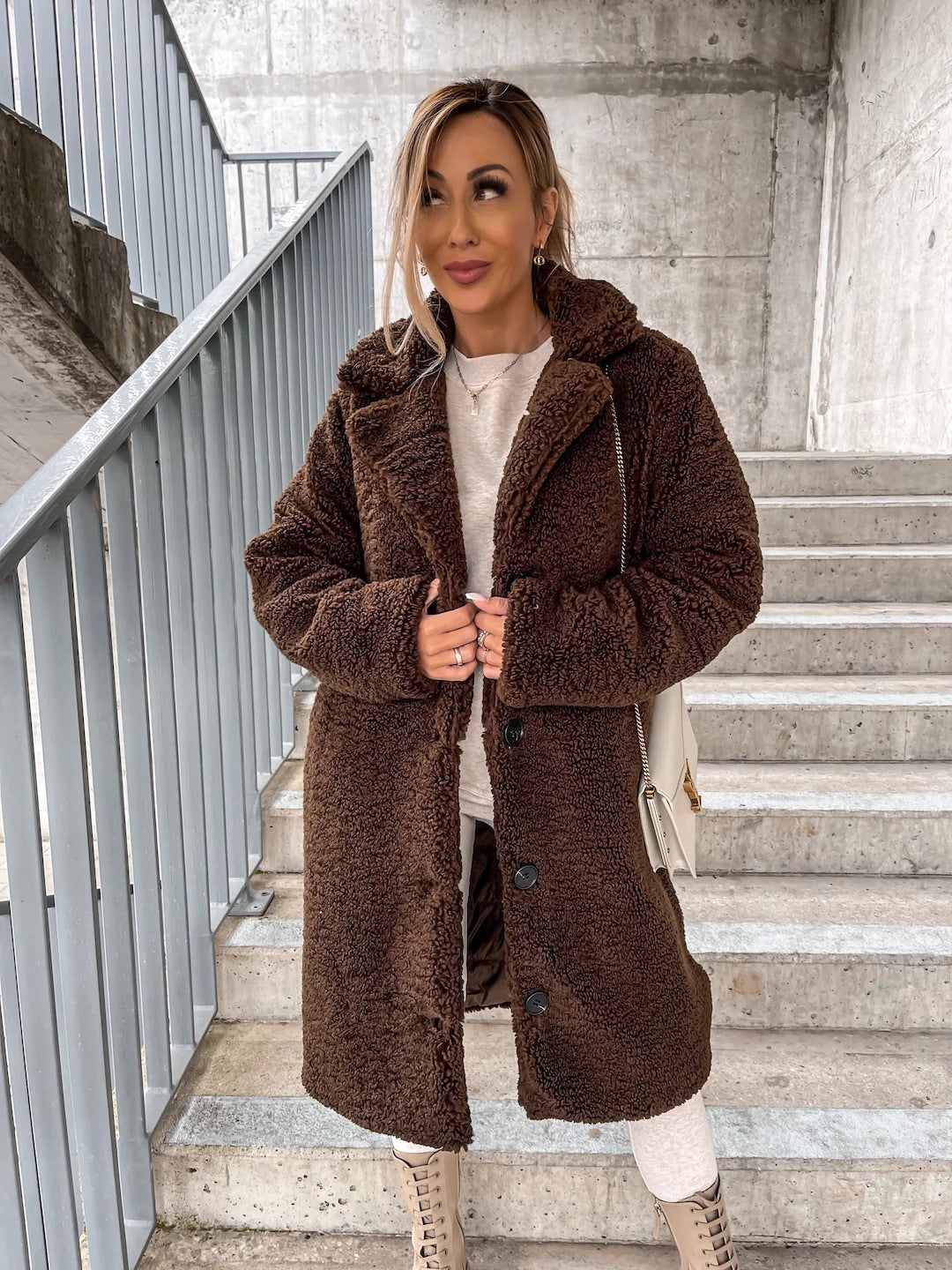 Manteau Long Oversized en Laine - Élégance et Confort pour l'Hiver