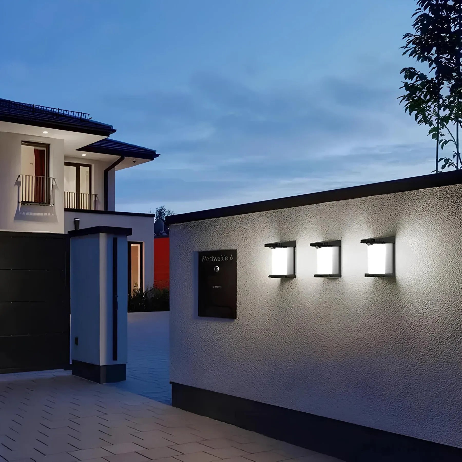 Lampe Solaire de Jardin - Sécurité Renforcée avec Capteur de Mouvement