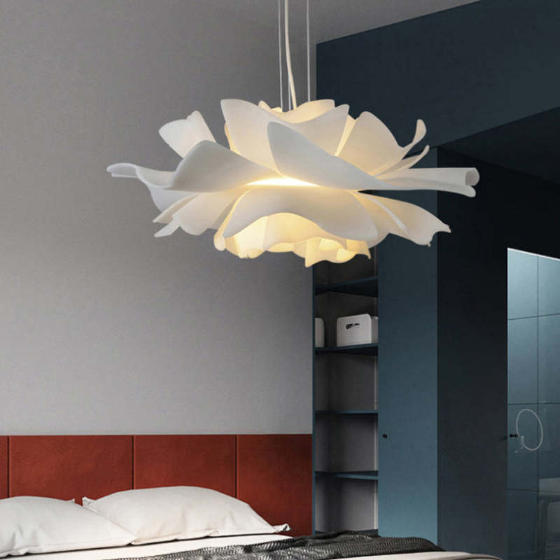 Lumière Suspendue Florale Moderne - Élégance et Ambiance Accueillante