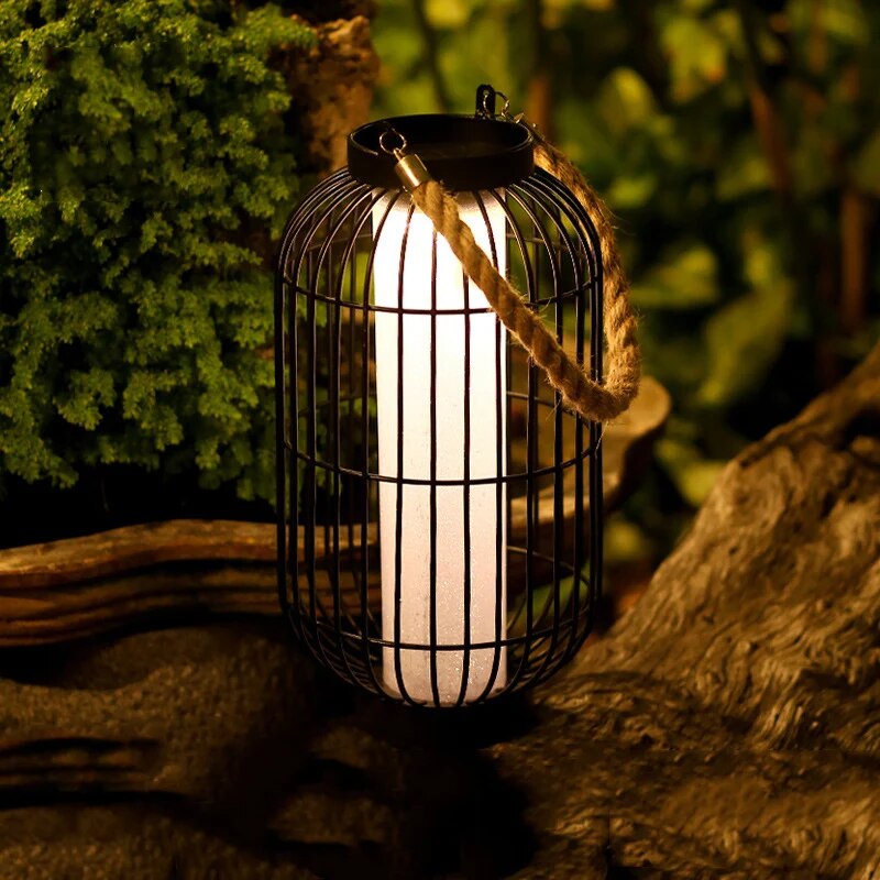 Lampe LED Solaire Extérieure - Design Élégant et Résistant aux Intempéries