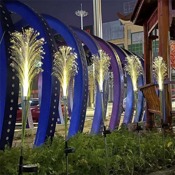 Lampe Solaire de Jardin à Changement de Couleur - Résistante aux Intempéries et Économique