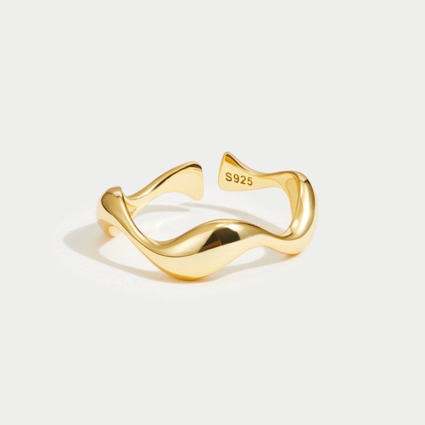 Bague design vagues dorée étoile