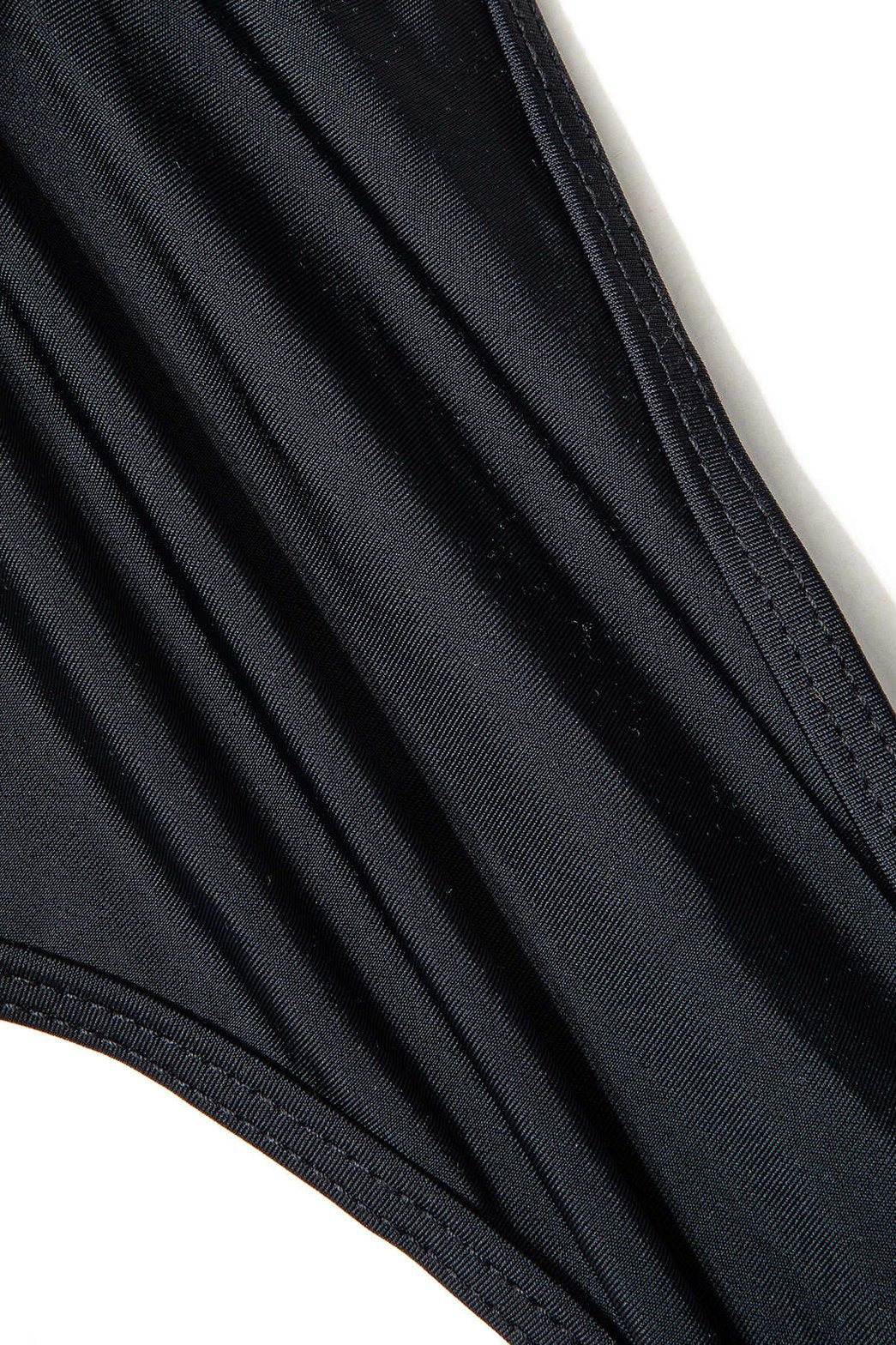 Ensemble bikini noir décoré de perles été