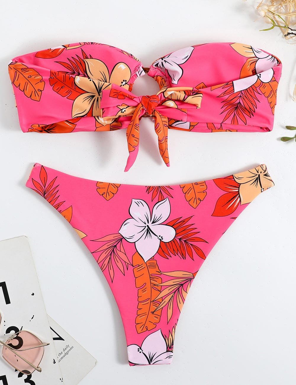 Bikini push-up bandeau rose motif tropical soleil