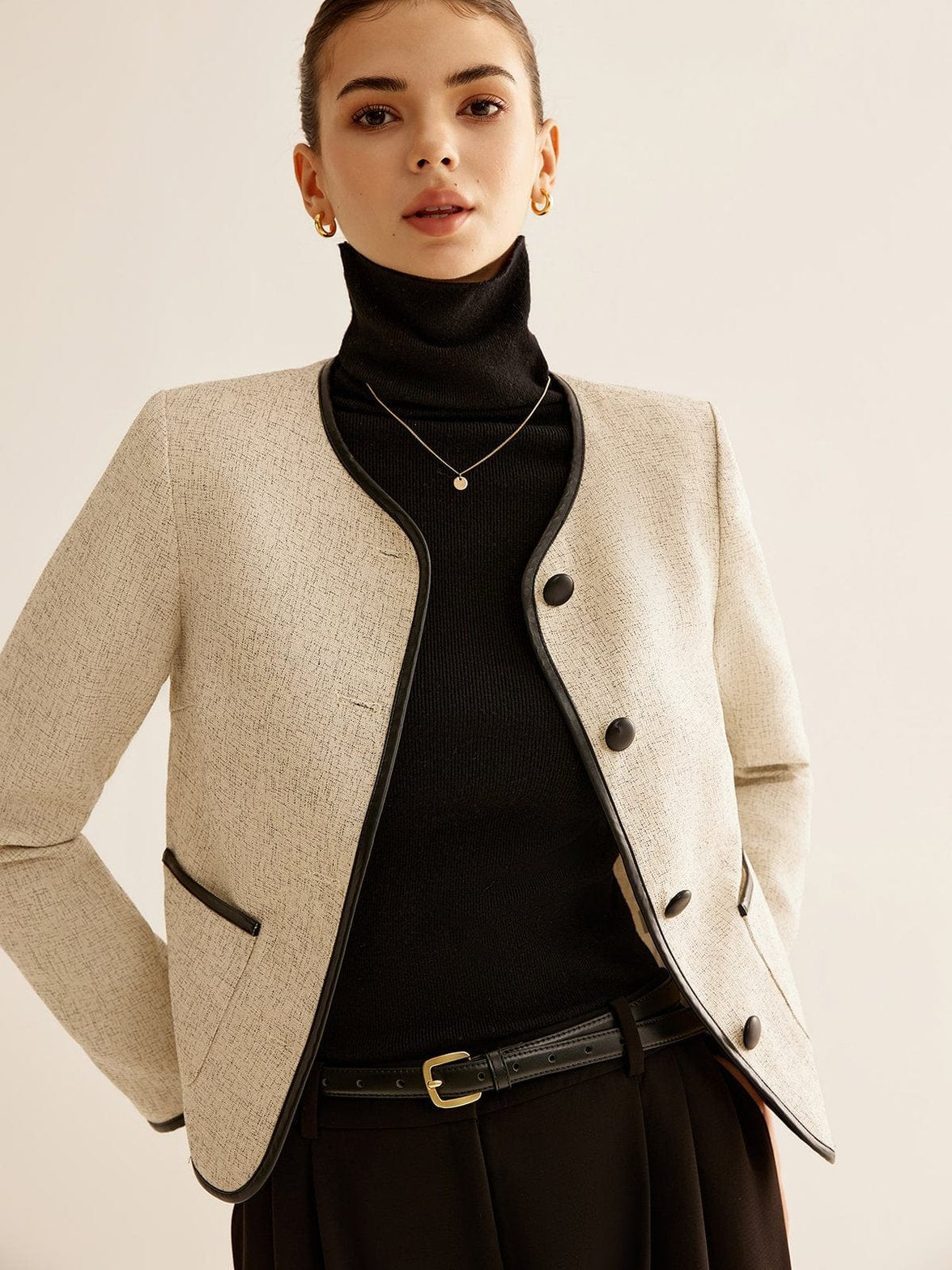 Blazer chic détail boutonnage style