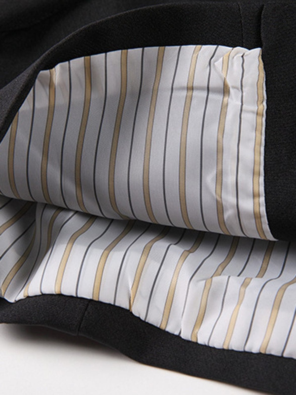 Vue côté blazer court nuage