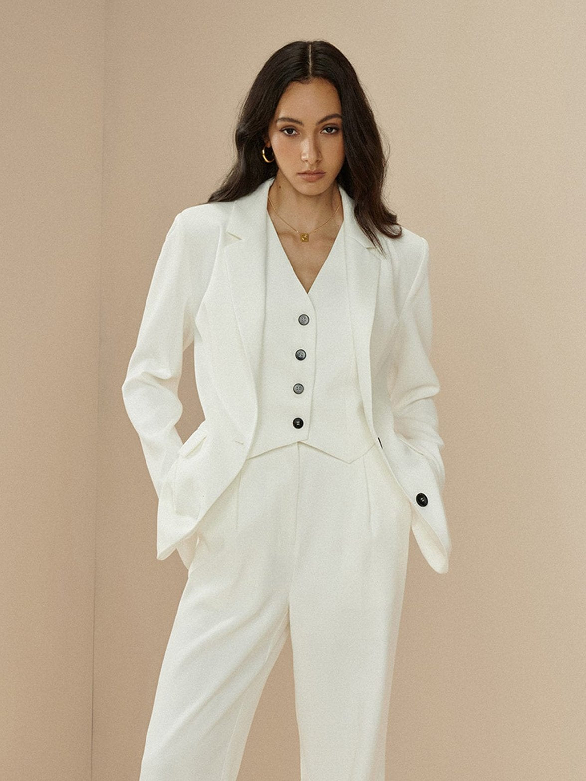 Blazer blanc élégant harmonie