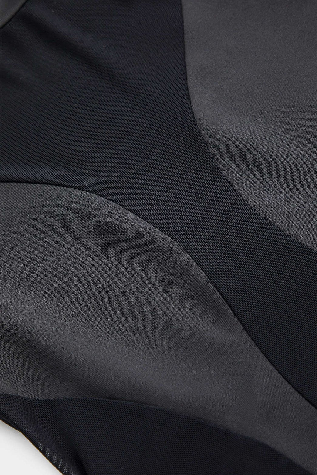 Body noir patchwork élégant vue de côté étoile