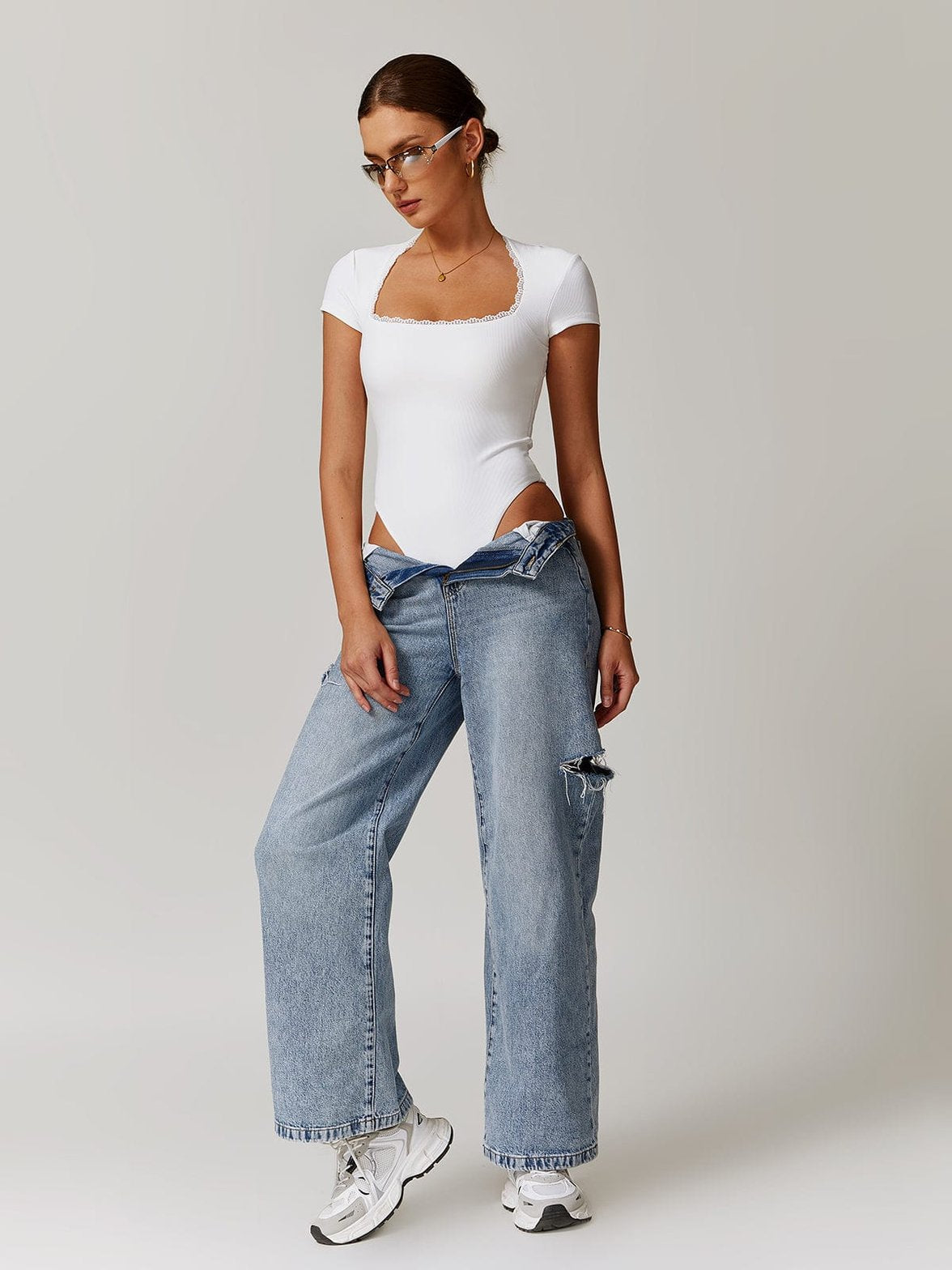 Body blanc slim fit détail broderie étoile