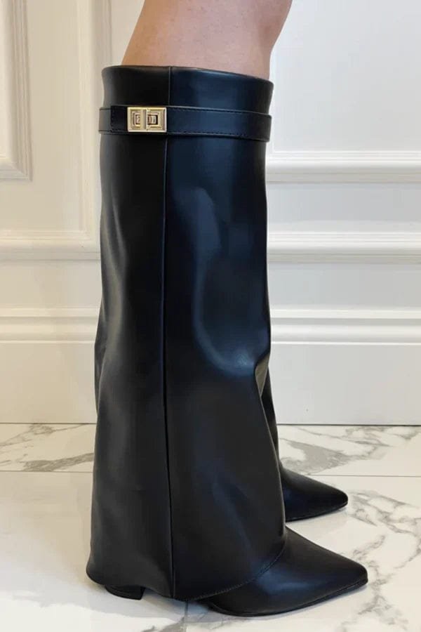 Bottes élégantes vue avant légèreté
