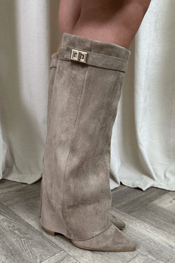 Bottes fourrées vue détaillée chaleur