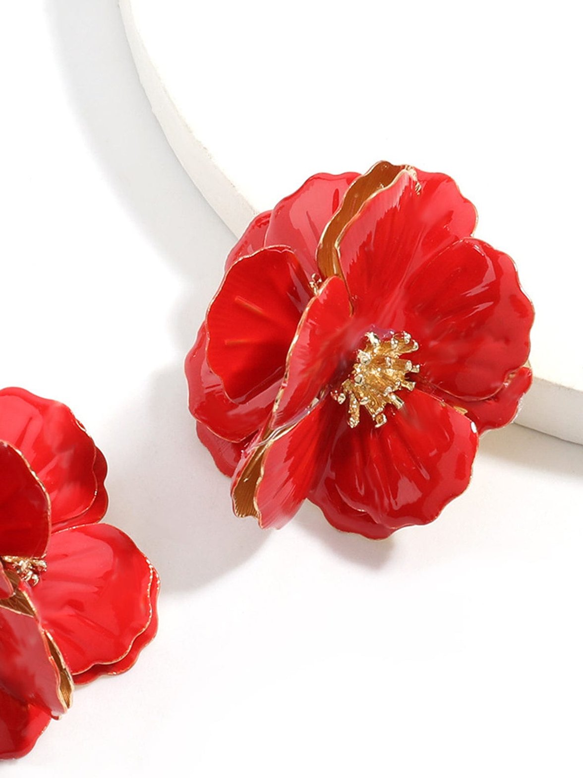 Boucles d'oreilles fleur rouge 3D vue détaillée étoile
