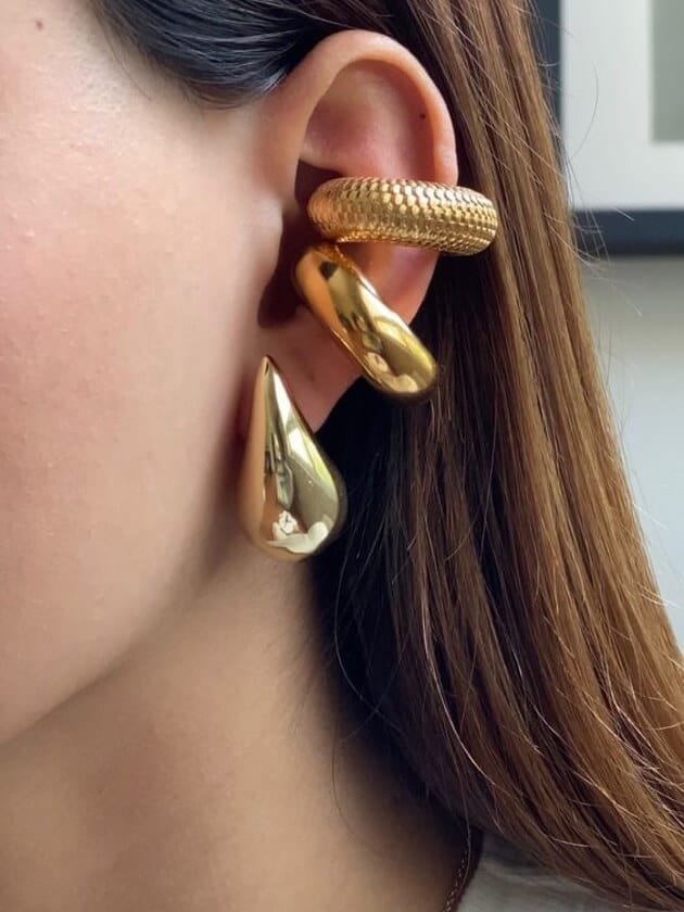 Boucles d'oreilles plissées or 14K vue détaillée étoile