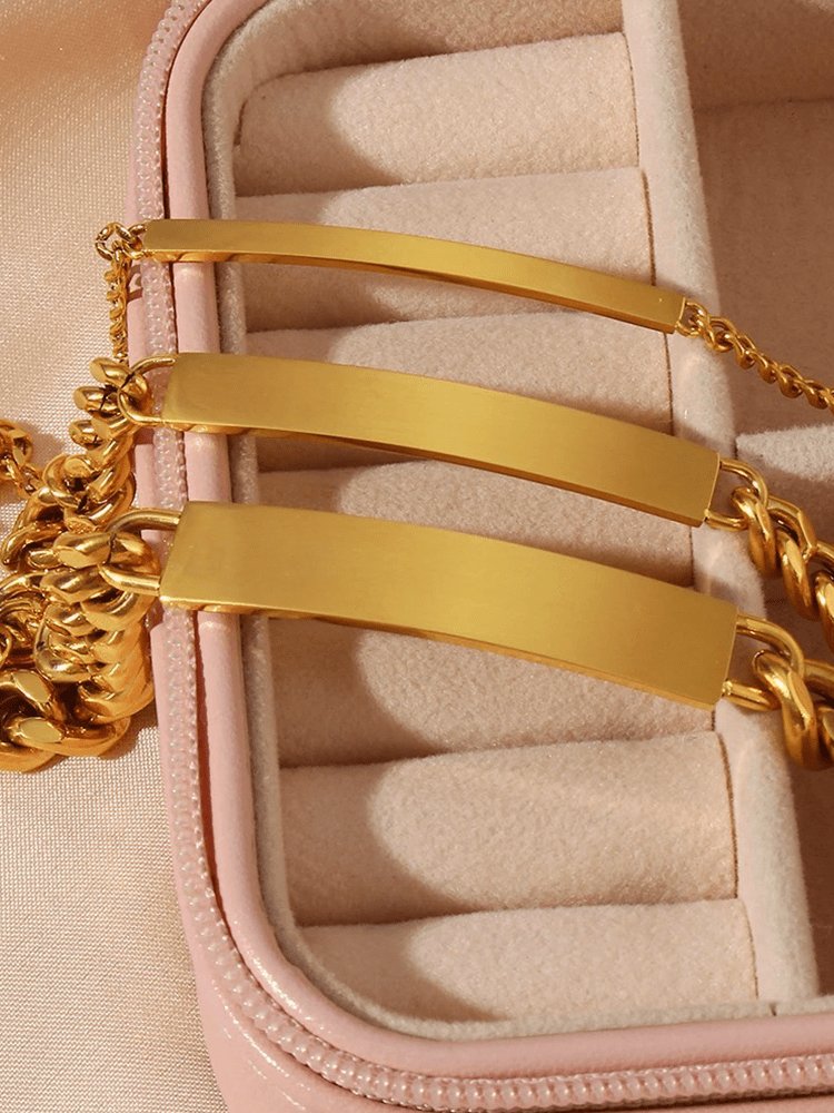 Bracelet chaîne cubaine porté lune