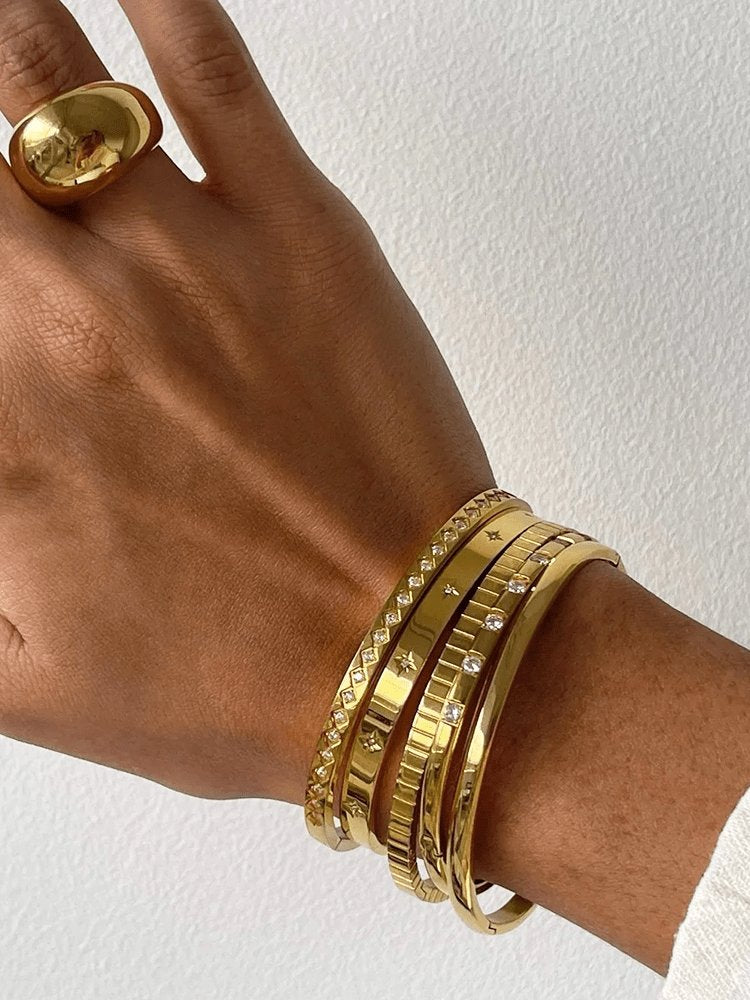 Bracelet jonc doré géométrique élégant poésie