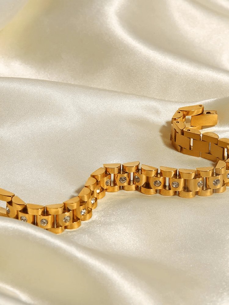 Bracelet chaîne dorée luxueuse brillant