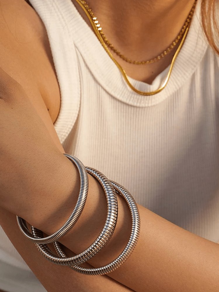 Bracelet serpent acier détail harmonie